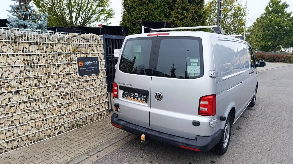 Volkswagen Transporter T6 TDI, Werkstattschränke Standheizung - شاحنة بصندوق مغلق: صورة 4 Volkswagen Transporter T6 TDI, Werkstattschränke Standheizung - شاحنة بصندوق مغلق: صورة 4