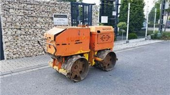 Wacker RT 820 Walze Fernbedienung Rüttelwalze - صفيحة هزازة: صورة 1 Wacker RT 820 Walze Fernbedienung Rüttelwalze - صفيحة هزازة: صورة 1