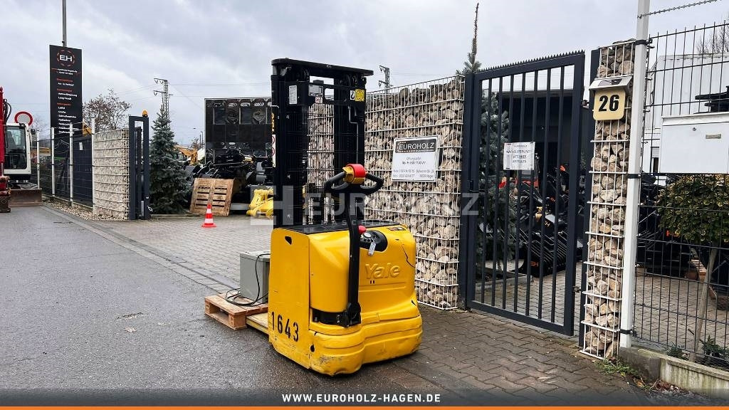 Yale Gabelstapler MS16 4328, elektro, Triplex, 4300 mm - رافعة شوكية كهربائية: صورة 4 Yale Gabelstapler MS16 4328, elektro, Triplex, 4300 mm - رافعة شوكية كهربائية: صورة 4