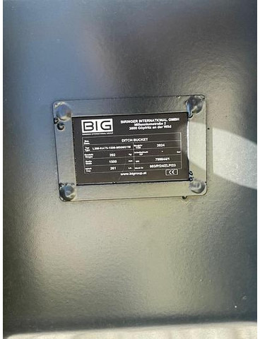 Big Grabenräumlöffel 150 cm mit Lehnhoff MS08 Symlock Aufnahme - بكت: صورة 5 Big Grabenräumlöffel 150 cm mit Lehnhoff MS08 Symlock Aufnahme - بكت: صورة 5