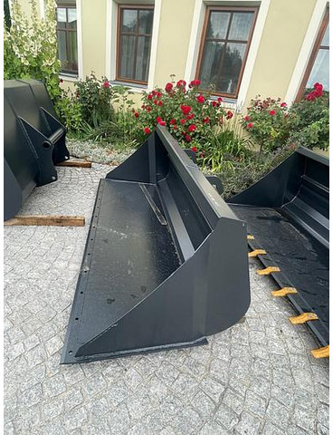 Big SUN Schwergutschaufel 250 cm mit Atlas Aufnahme - بكت: صورة 2 Big SUN Schwergutschaufel 250 cm mit Atlas Aufnahme - بكت: صورة 2