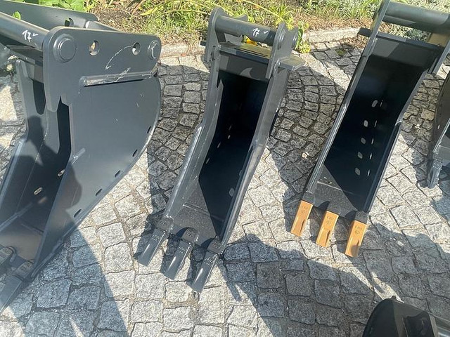 Big Tieflöffel 30 cm mit Lehnhoff MS03 Symlock Aufnahme - بكت: صورة 1 Big Tieflöffel 30 cm mit Lehnhoff MS03 Symlock Aufnahme - بكت: صورة 1