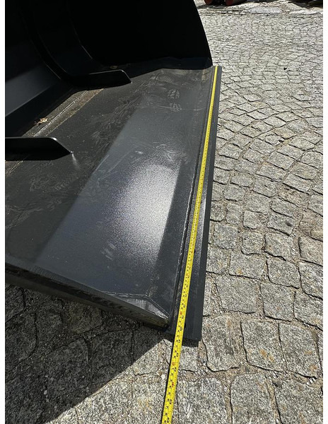 Big Volumenschaufel 200cm mit Liebherr 509 Aufnahme - بكت: صورة 4 Big Volumenschaufel 200cm mit Liebherr 509 Aufnahme - بكت: صورة 4