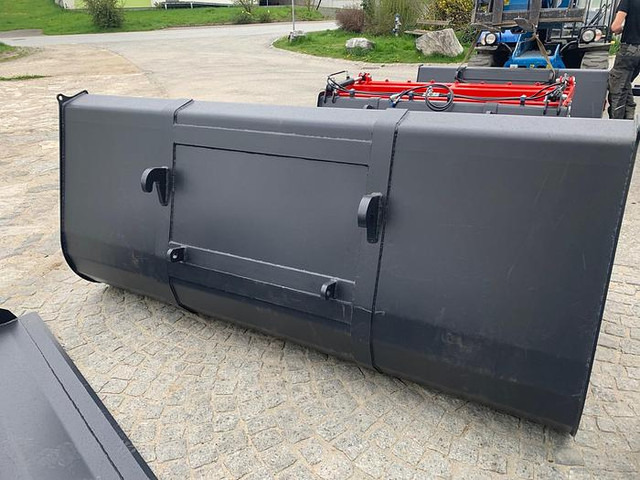 Big Volumenschaufel 250 cm mit Euro Aufnahme - حافلة صغيرة, ميكروباص: صورة 4 Big Volumenschaufel 250 cm mit Euro Aufnahme - حافلة صغيرة, ميكروباص: صورة 4