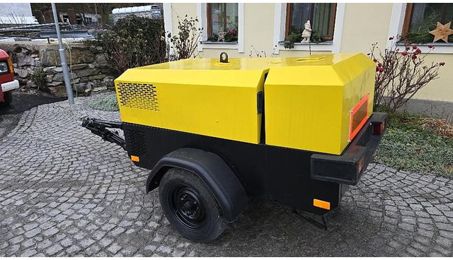 INGERSOLL Rand G27WP Notstromnere - آلات الإنشاء: صورة 3 INGERSOLL Rand G27WP Notstromnere - آلات الإنشاء: صورة 3