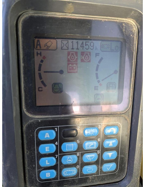 حفّار Komatsu PC210 NLC Hydraulikbagger: صورة 8 حفّار Komatsu PC210 NLC Hydraulikbagger: صورة 8