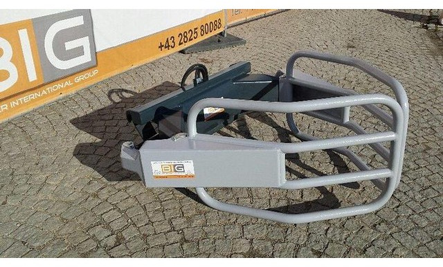 Rundballengreifer 180 cm pass. zu Euro Aufnahme - كلّاب - آلات زراعية: صورة 2 Rundballengreifer 180 cm pass. zu Euro Aufnahme - كلّاب - آلات زراعية: صورة 2