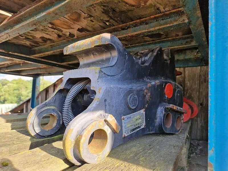 Terex / Fermec / MF Schnellwechsler - قارنة التوصيل السريعة: صورة 1 Terex / Fermec / MF Schnellwechsler - قارنة التوصيل السريعة: صورة 1