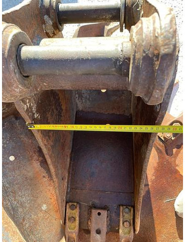 Tieflöffel 30 cm Arbeitsbreite Tieflöffel 30 cm Arbeitsbreite - بكت: صورة 4 Tieflöffel 30 cm Arbeitsbreite Tieflöffel 30 cm Arbeitsbreite - بكت: صورة 4