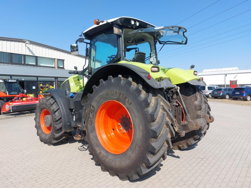 CLAAS Axion 850 - جرار: صورة 3 CLAAS Axion 850 - جرار: صورة 3