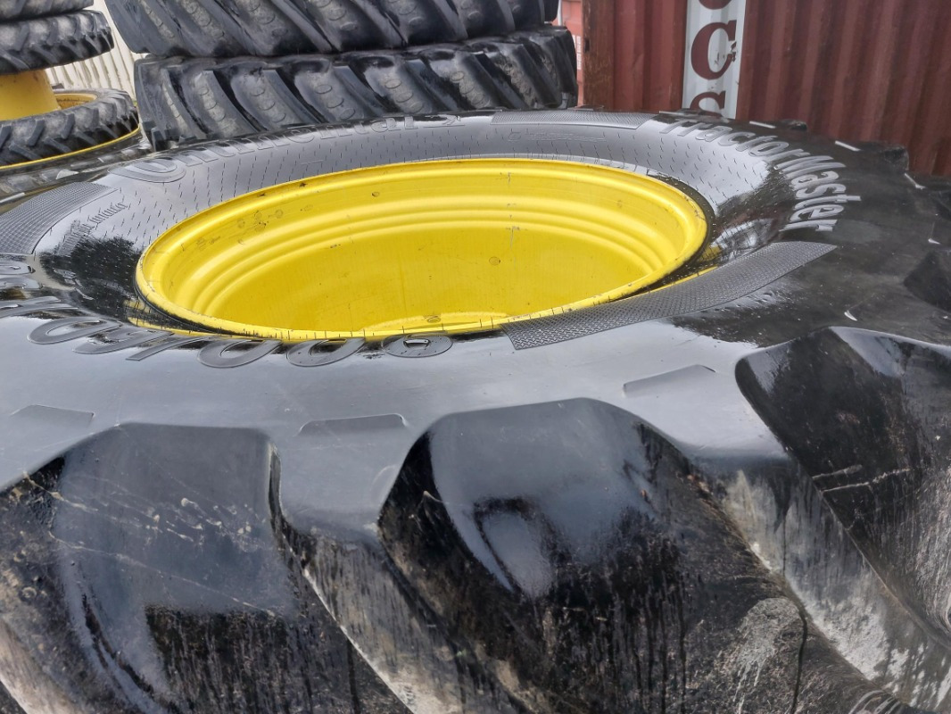 الإطارات والجنوط Continental 900/60R38  750/55R30  John Deere 8335R 8430 8530: صورة 6