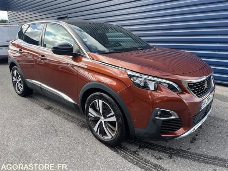 3008 GT-LINE 1.2 PT 130cv. 05/2017. 117900 KM - سيارة دفع رباعي: صورة 4 3008 GT-LINE 1.2 PT 130cv. 05/2017. 117900 KM - سيارة دفع رباعي: صورة 4