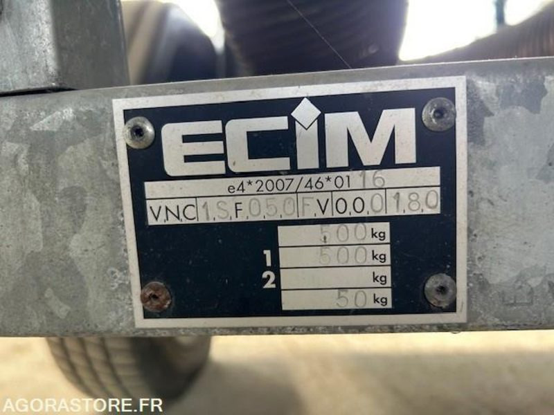 ASPIRATEUR A FEUILLES MORGNIEUX SUR REMORQUE ECIM - مكنسة كهربائية صناعية: صورة 5 ASPIRATEUR A FEUILLES MORGNIEUX SUR REMORQUE ECIM - مكنسة كهربائية صناعية: صورة 5