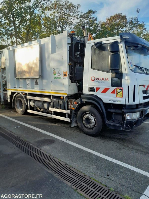 BOM 16T IVECO GNC NON ROULANT( 6042-66ICAM571X) - شاحنة قمامة: صورة 3 BOM 16T IVECO GNC NON ROULANT( 6042-66ICAM571X) - شاحنة قمامة: صورة 3