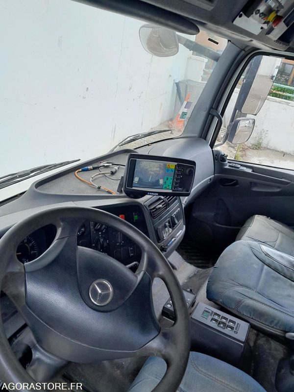 تأجير  BOM MERCEDES AXOR 267385 kms 2009 BOM MERCEDES AXOR 267385 kms 2009: صورة 7