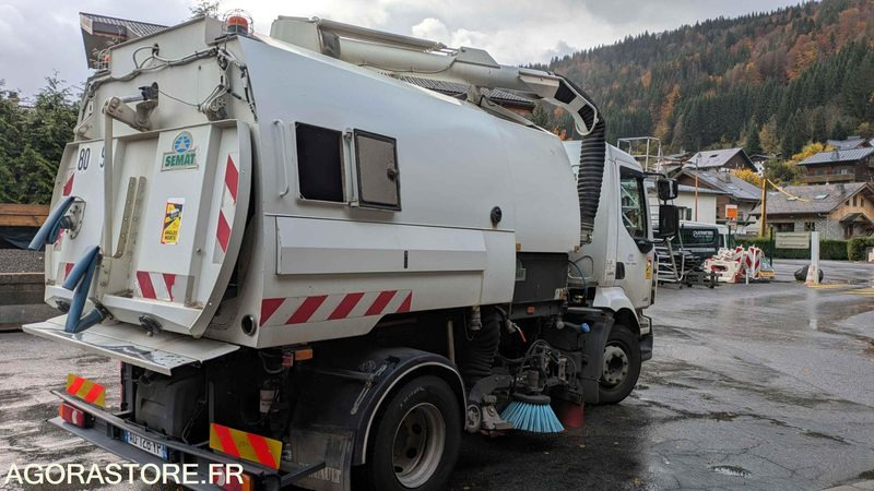 Balayeuse de voirie - سياره كنس شوارع: صورة 4 Balayeuse de voirie - سياره كنس شوارع: صورة 4