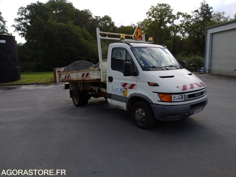 CAMION BENNE IVECO - EY413YY - 142000km - قلاب صغير: صورة 2 CAMION BENNE IVECO - EY413YY - 142000km - قلاب صغير: صورة 2
