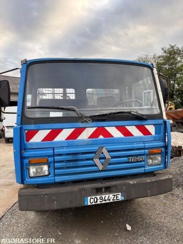 CAMION BENNE (TRI-BENNE) RENAULT S120 MIDLINER 1991 221000 KM - شاحنة قلاب: صورة 1 CAMION BENNE (TRI-BENNE) RENAULT S120 MIDLINER 1991 221000 KM - شاحنة قلاب: صورة 1