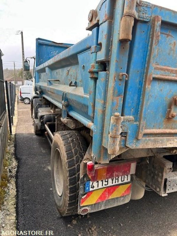 CAMION BI-BENNE RENAULT PREMIUM 270 DCI 420 000 KM 2002 - شاحنة: صورة 5 CAMION BI-BENNE RENAULT PREMIUM 270 DCI 420 000 KM 2002 - شاحنة: صورة 5