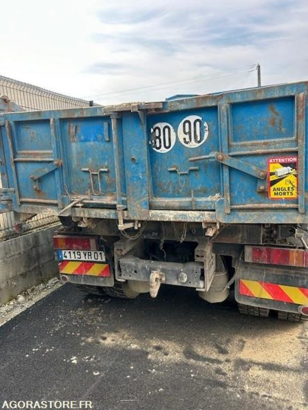 CAMION BI-BENNE RENAULT PREMIUM 270 DCI 420 000 KM 2002 - شاحنة: صورة 3 CAMION BI-BENNE RENAULT PREMIUM 270 DCI 420 000 KM 2002 - شاحنة: صورة 3