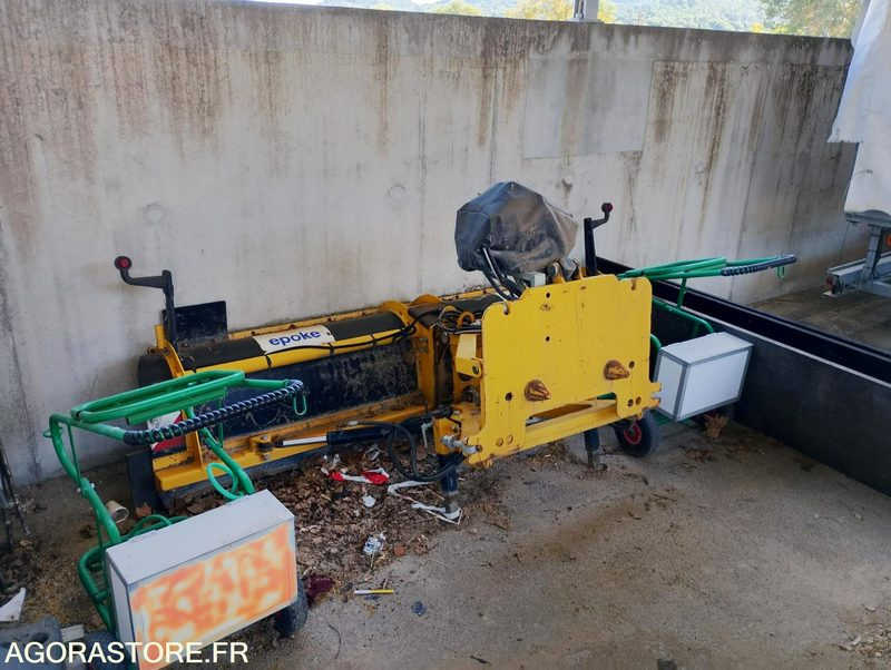 CAMION GRUE 250 RENAULT - شاحنة: صورة 5 CAMION GRUE 250 RENAULT - شاحنة: صورة 5