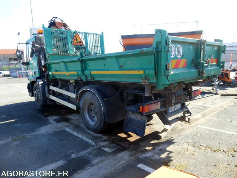 CAMION PTAC < 19 T IVECO 120E 18 (CA221) - شاحنة: صورة 4 CAMION PTAC < 19 T IVECO 120E 18 (CA221) - شاحنة: صورة 4