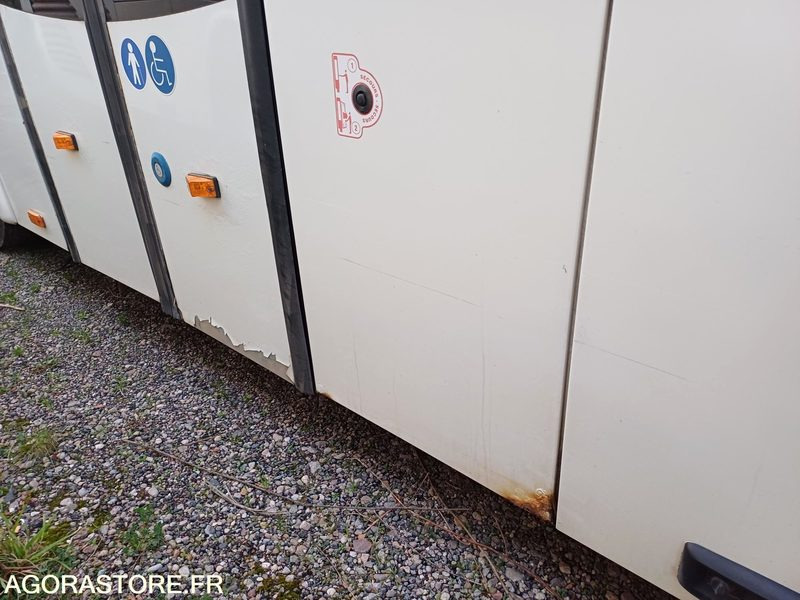 CAR IVECO ARWAY - N°16815 - MEC 2010 522000KM AT107SK - حافلة مدرسية: صورة 4 CAR IVECO ARWAY - N°16815 - MEC 2010 522000KM AT107SK - حافلة مدرسية: صورة 4