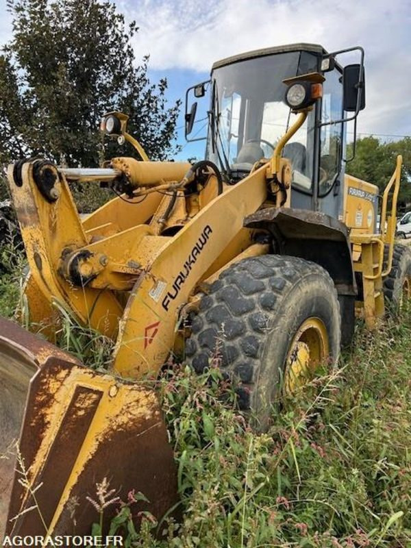 CHARGEUSE FURUKAWA 335 - 2000 - 5800 HEURES - اللودر: صورة 4 CHARGEUSE FURUKAWA 335 - 2000 - 5800 HEURES - اللودر: صورة 4