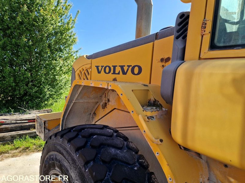 اللودر CHARGEUSE VOLVO L60E - 2005 / 6 670 HEURES: صورة 12
