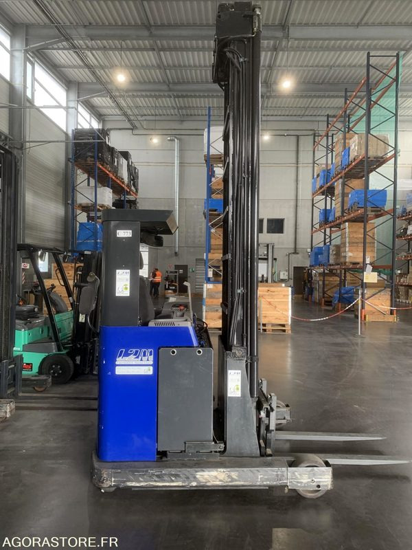 CHARIOT ATLET CAT5 R489 AVEC CHARGEUR EN L'ETAT - رافعة شوكية للوصول للأماكن الضيقة: صورة 4 CHARIOT ATLET CAT5 R489 AVEC CHARGEUR EN L'ETAT - رافعة شوكية للوصول للأماكن الضيقة: صورة 4