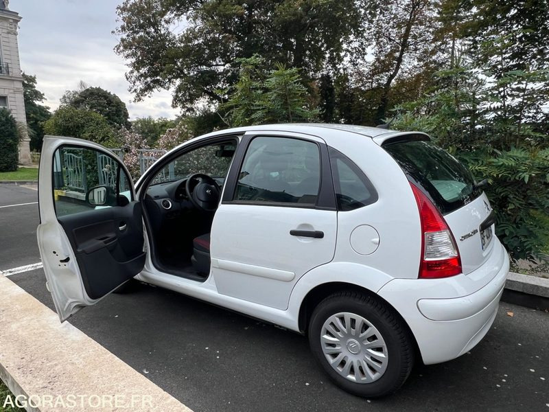 CITROEN C3 BLANCHE - BF400AQ - سيارة: صورة 2 CITROEN C3 BLANCHE - BF400AQ - سيارة: صورة 2