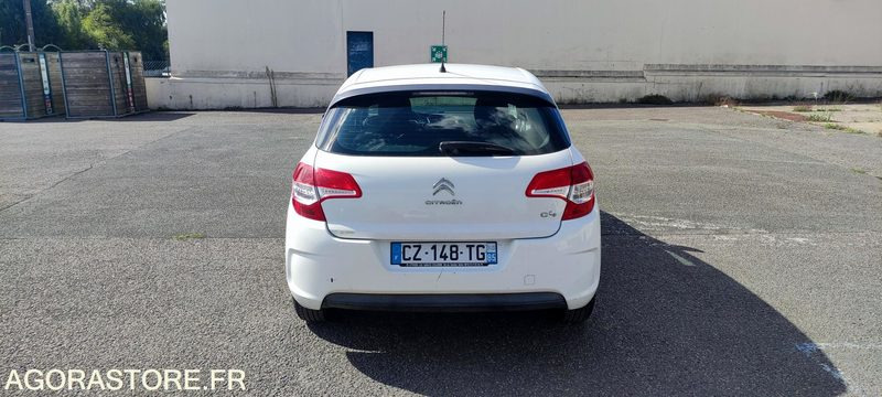 CITROEN C4 - سيارة: صورة 4 CITROEN C4 - سيارة: صورة 4