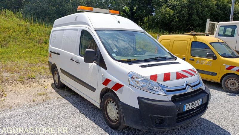 CITROËN JUMPY - 2013 / 222000 KM (CZ-054-FE) - فان المدمجة: صورة 2 CITROËN JUMPY - 2013 / 222000 KM (CZ-054-FE) - فان المدمجة: صورة 2