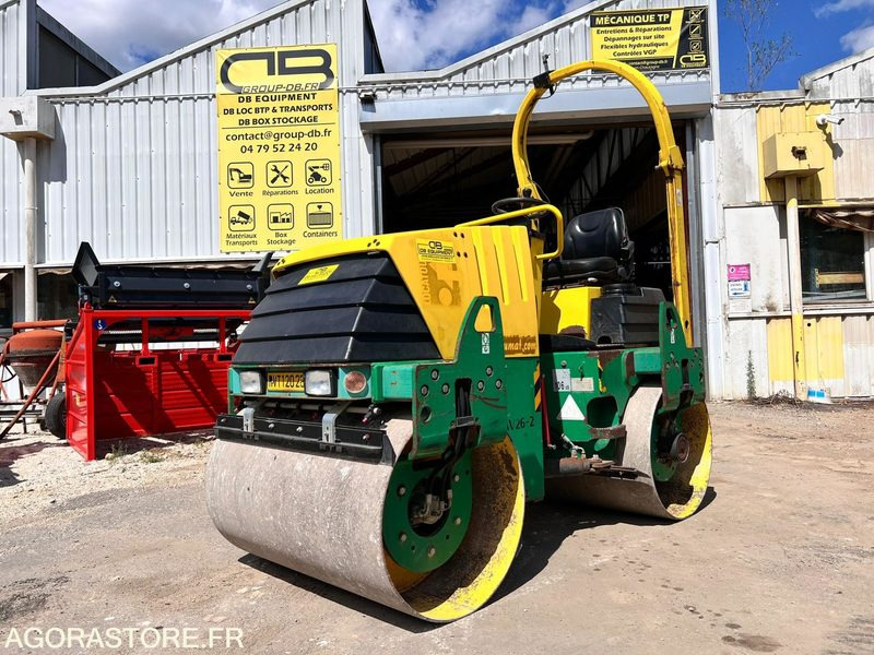 COMPACTEUR AMMANN AV26-2 ROULEAU TANDEM VIBRANT ARTICULÉ - ANNÉE 2008 - 1765 H - مدحلة: صورة 1 COMPACTEUR AMMANN AV26-2 ROULEAU TANDEM VIBRANT ARTICULÉ - ANNÉE 2008 - 1765 H - مدحلة: صورة 1