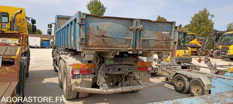 Camion 6x4 - Ampliroll - 2010 - 313 000 km - شاحنة: صورة 2 Camion 6x4 - Ampliroll - 2010 - 313 000 km - شاحنة: صورة 2