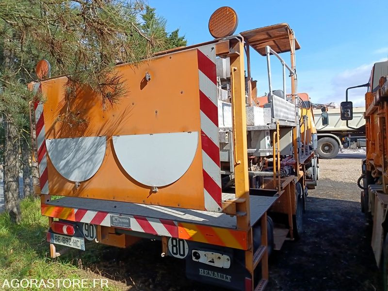 Camion Renault Midlum machine à spray peinture BE-892-HC - شاحنة: صورة 5 Camion Renault Midlum machine à spray peinture BE-892-HC - شاحنة: صورة 5