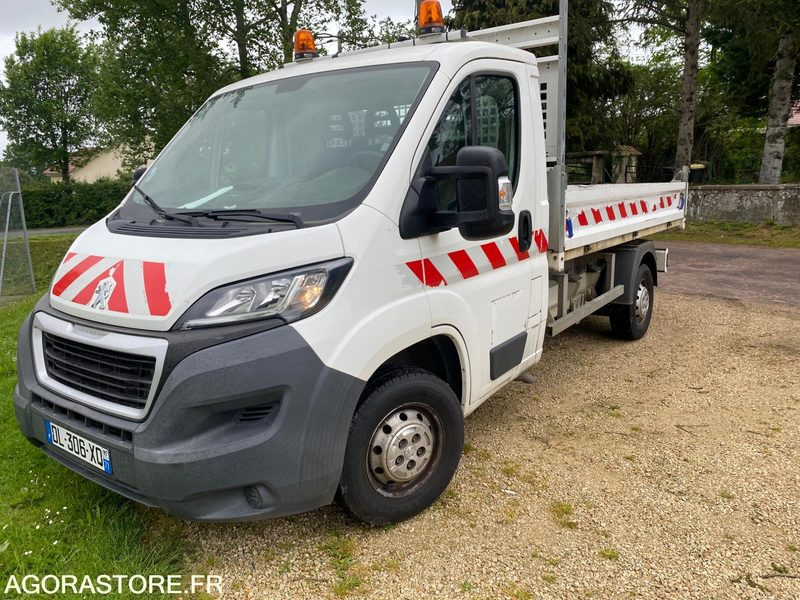 Camion benne Peugeot BOXER - 2014 - 70 000km - قلاب صغير: صورة 1 Camion benne Peugeot BOXER - 2014 - 70 000km - قلاب صغير: صورة 1