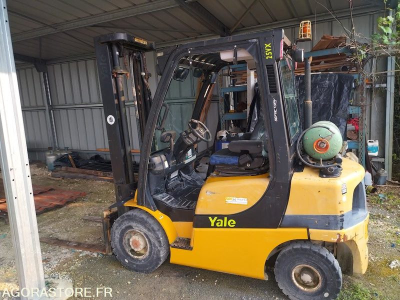 Chariot Élévateur YALE GLP25VX (2007) - En Panne - رافعة شوكية تعمل بالغاز: صورة 1 Chariot Élévateur YALE GLP25VX (2007) - En Panne - رافعة شوكية تعمل بالغاز: صورة 1