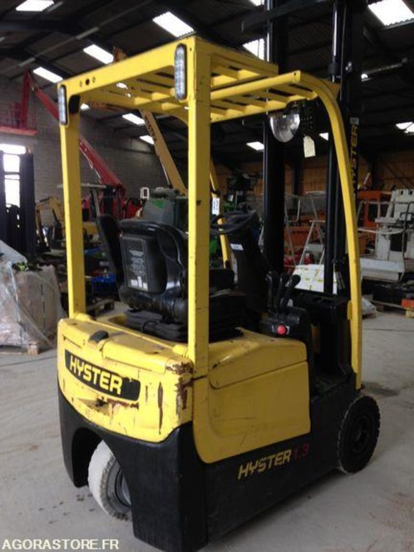 Chariot frontal 3 roues 2014 - Hyster A1.3 XNT - رافعة شوكية كهربائية: صورة 3 Chariot frontal 3 roues 2014 - Hyster A1.3 XNT - رافعة شوكية كهربائية: صورة 3