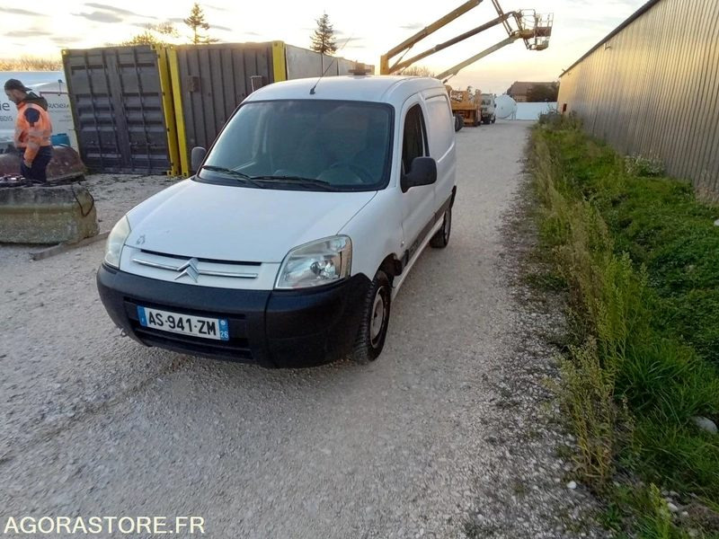 Citroën Berlingo 1.6 hdi 2010 - فان المدمجة: صورة 2 Citroën Berlingo 1.6 hdi 2010 - فان المدمجة: صورة 2