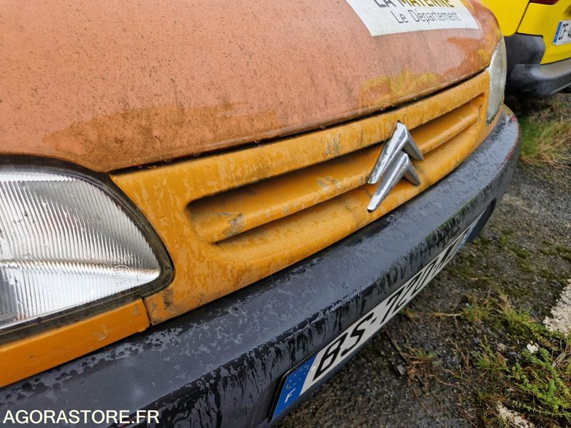 Citroën Berlingo- 128088 -2002- BS720MD - فان المدمجة: صورة 4 Citroën Berlingo- 128088 -2002- BS720MD - فان المدمجة: صورة 4