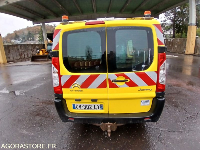 Citroën Jumpy - 2013 - 223009kms - CV302LY - فان المدمجة: صورة 4 Citroën Jumpy - 2013 - 223009kms - CV302LY - فان المدمجة: صورة 4