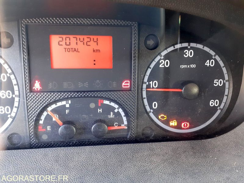 Citroën jumper 2010 - 207424kms - قلاب صغير: صورة 2 Citroën jumper 2010 - 207424kms - قلاب صغير: صورة 2