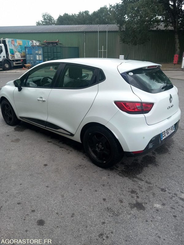 Clio IV essence - سيارة: صورة 4 Clio IV essence - سيارة: صورة 4