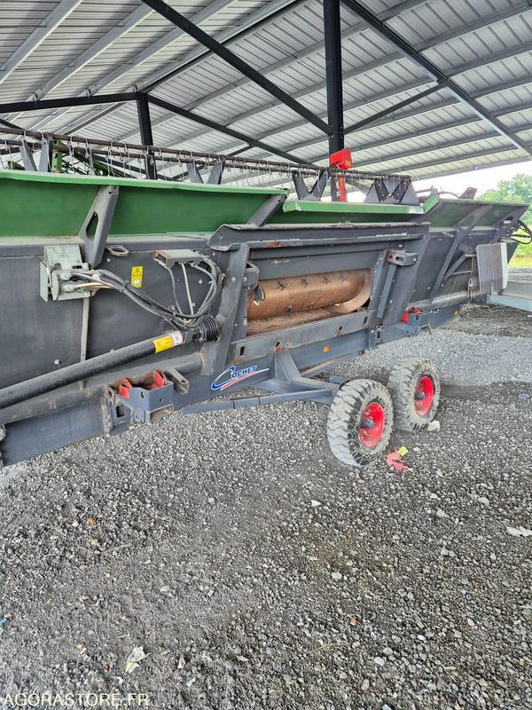 Coupe à Tapis Fendt - آلات زراعية: صورة 5 Coupe à Tapis Fendt - آلات زراعية: صورة 5