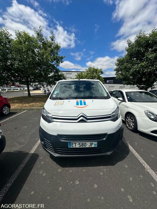 ET-580-JP - Roulant - Citroën JUMPY SPACE TOURER - VP - 241 541 Kms - حافلة صغيرة, ميكروباص: صورة 4 ET-580-JP - Roulant - Citroën JUMPY SPACE TOURER - VP - 241 541 Kms - حافلة صغيرة, ميكروباص: صورة 4