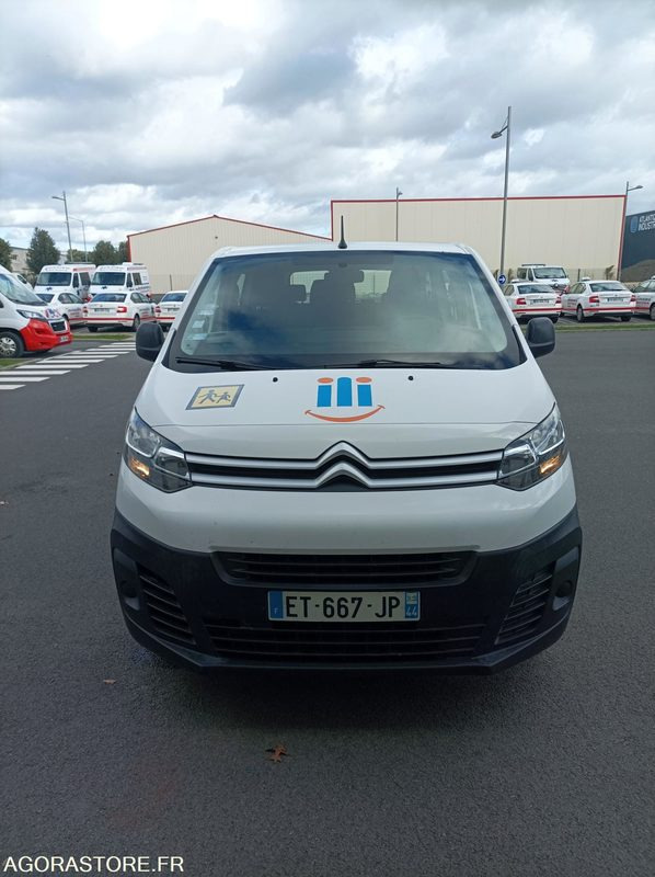 تأجير  ET-667-JP - Roulant - CITROEN JUMPY SPACE TOURER - VP - 237 280 Kms ET-667-JP - Roulant - CITROEN JUMPY SPACE TOURER - VP - 237 280 Kms: صورة 7