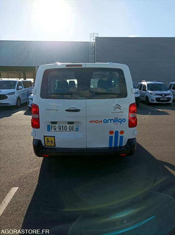 FG-910-DE - Roulant - CITROEN JUMPY SPACE TOURER - VP - 199 032 Kms - حافلة صغيرة, ميكروباص: صورة 4 FG-910-DE - Roulant - CITROEN JUMPY SPACE TOURER - VP - 199 032 Kms - حافلة صغيرة, ميكروباص: صورة 4
