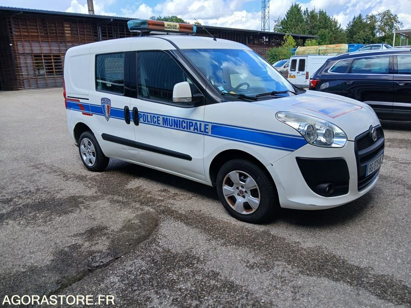 FIAT DOBLO C.1.3MTJ - فان المدمجة: صورة 2 FIAT DOBLO C.1.3MTJ - فان المدمجة: صورة 2