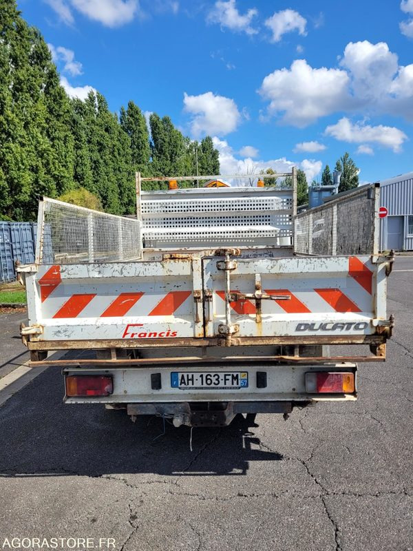 FIAT DUCATO DIESEL - AH-163-FM - VIN ZFA25000001696383 - قلاب صغير: صورة 4 FIAT DUCATO DIESEL - AH-163-FM - VIN ZFA25000001696383 - قلاب صغير: صورة 4